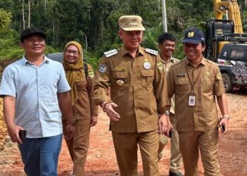 Bupati Tinjau Pemeliharaan Ruas Jalan Kuayan-Malahoi