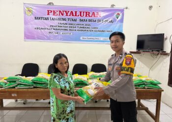 Polres Gumas Salurkan 2,5 Ton Beras Murah, Warga Antusias Sambut GPM Polri
