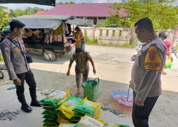 Polsek Sepang Gelar Gerakan Pangan Murah di Tuyun