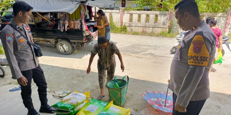 Polsek Sepang Gelar Gerakan Pangan Murah di Tuyun