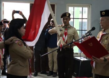 Suasana pelantikan pengurus Gerakan Pramuka Gumas 2025-2030 di Kuala Kurun, Senin sore (28/7/2030). (IST)
