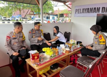 Kapolres Gumas Tinjau Pos Terpadu, Pastikan Kesiapan Pengamanan Malam Natal