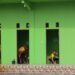 Polres Gumas Bersihkan Rumah Ibadah, Wujudkan Indonesia Asri
