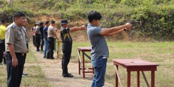 Polres Gumas Asah Kemampuan Personel Lewat Lomba Menembak