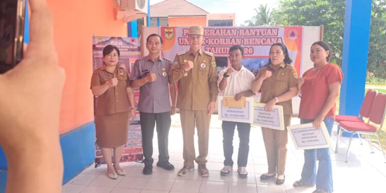Pemkab Gumas salurkan bantuan untuk korban kebakaran di Kuala Kurun