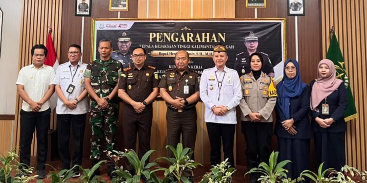 Kapolres Gunung Mas Hadiri Kunjungan Kerja Kajati Kalteng, Perkuat Sinergi Penegakan Hukum