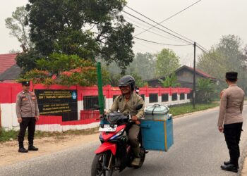 Polres Gunung Mas Gelar Strong Point Pagi, Hadirkan Rasa Aman bagi Masyarakat dan Pelajar